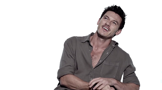 Luke Evans Photos Transparent PNG Image